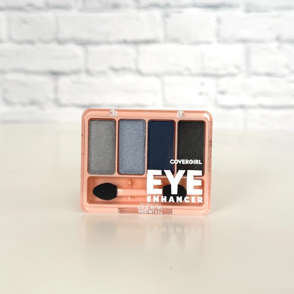 New CoverGirl Eyeshadow Quad Night Sky 300